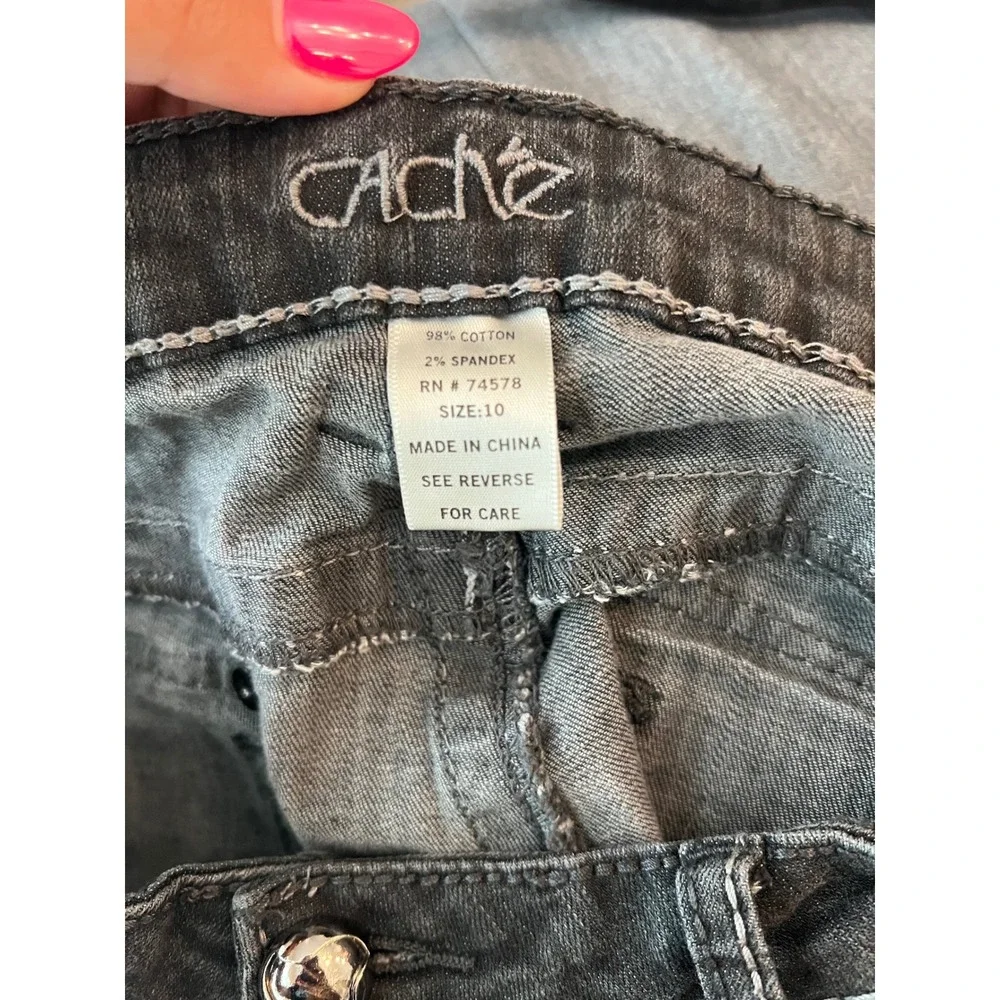 Cachet Womens Embellished Dark Gray Wash‎ Denim Capri Jeans Size 10